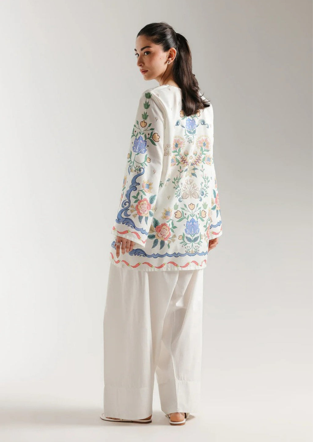 Zareefa: 2-Piece Printed Farshi Suit