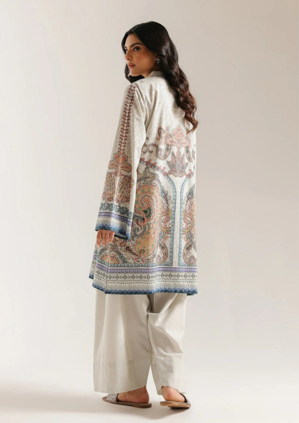 Safreen: 2-Piece Printed Farshi Suit