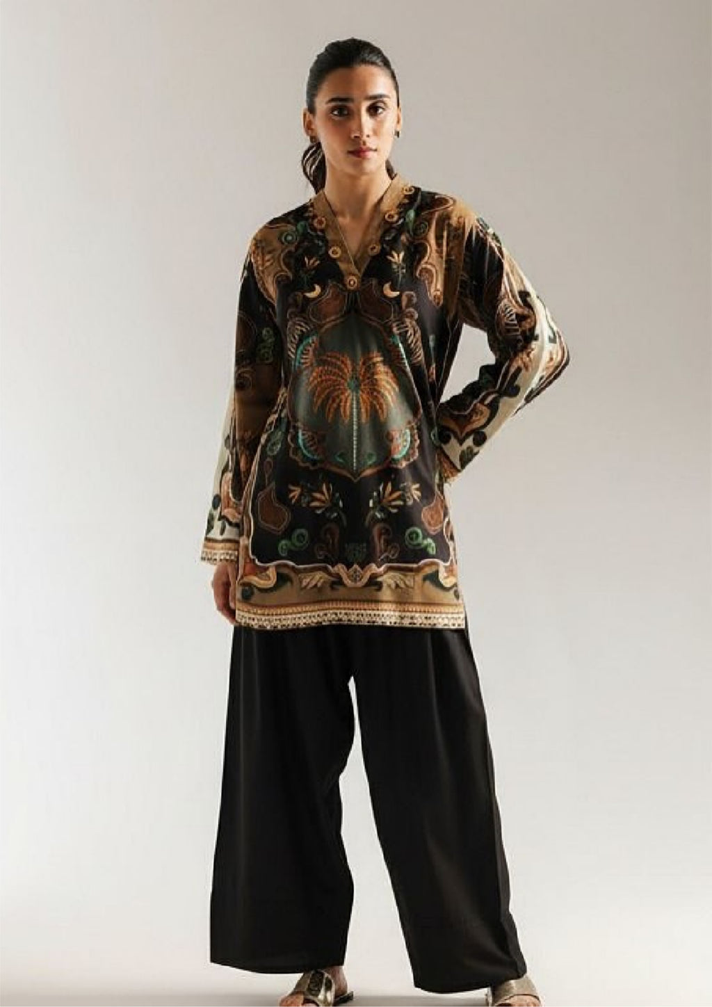 Zarrin: 2-Piece Printed Farshi Suit