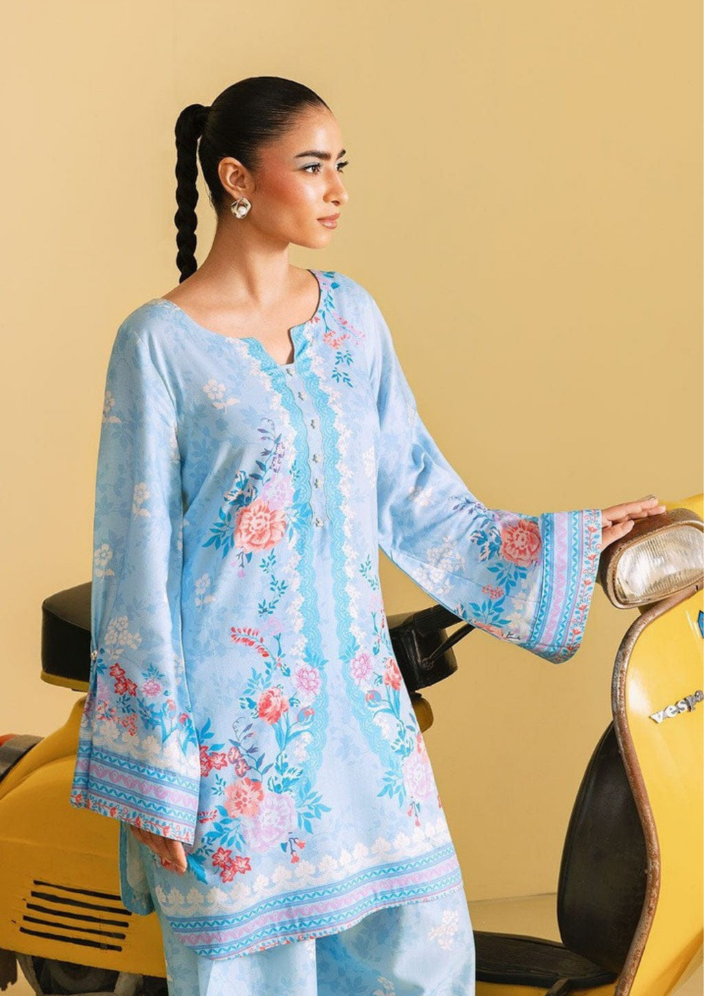 Azmira: 2-Piece Printed Farshi Suit