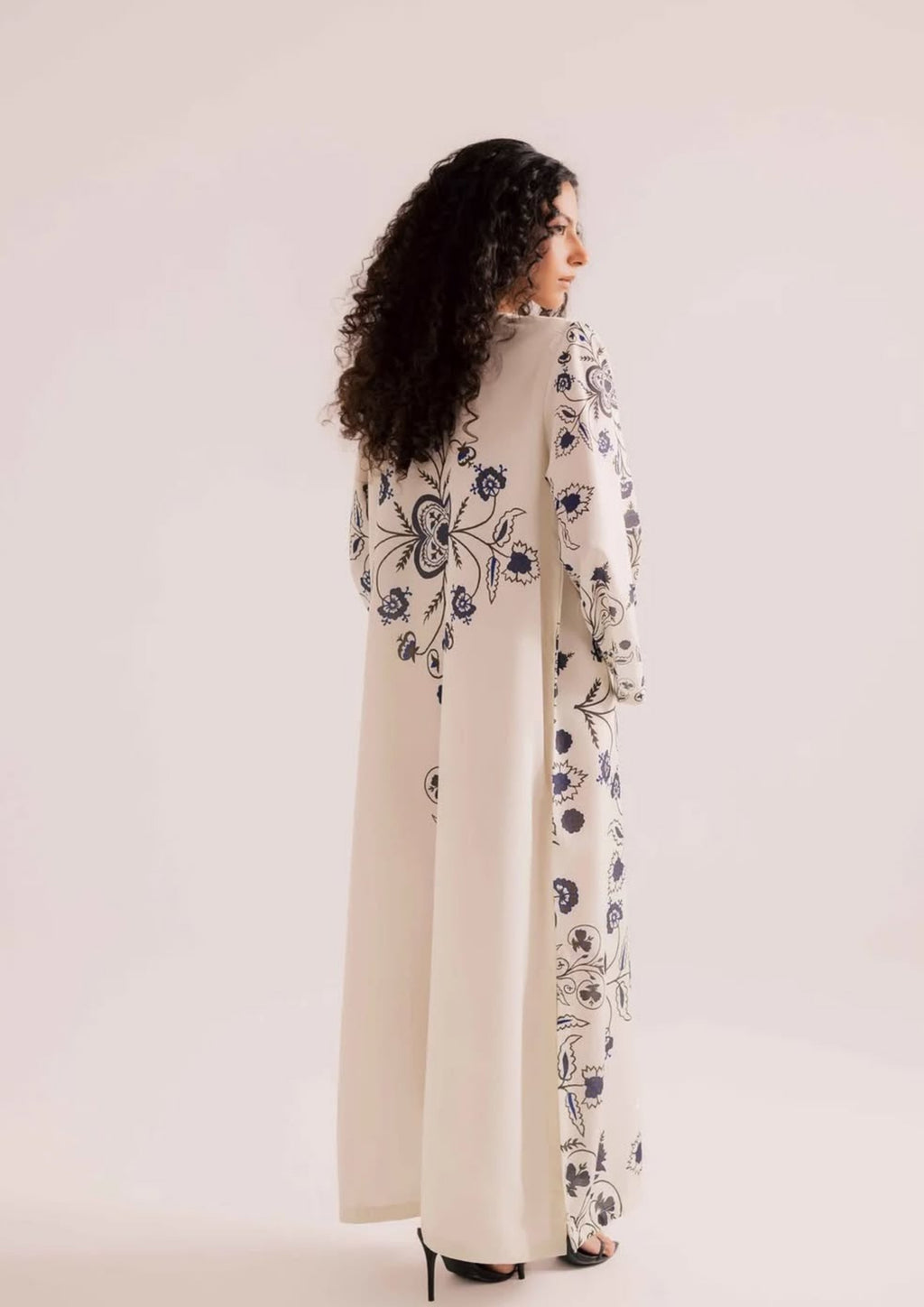 Noir Bloom: 2 Piece Premium Printed Kaftan