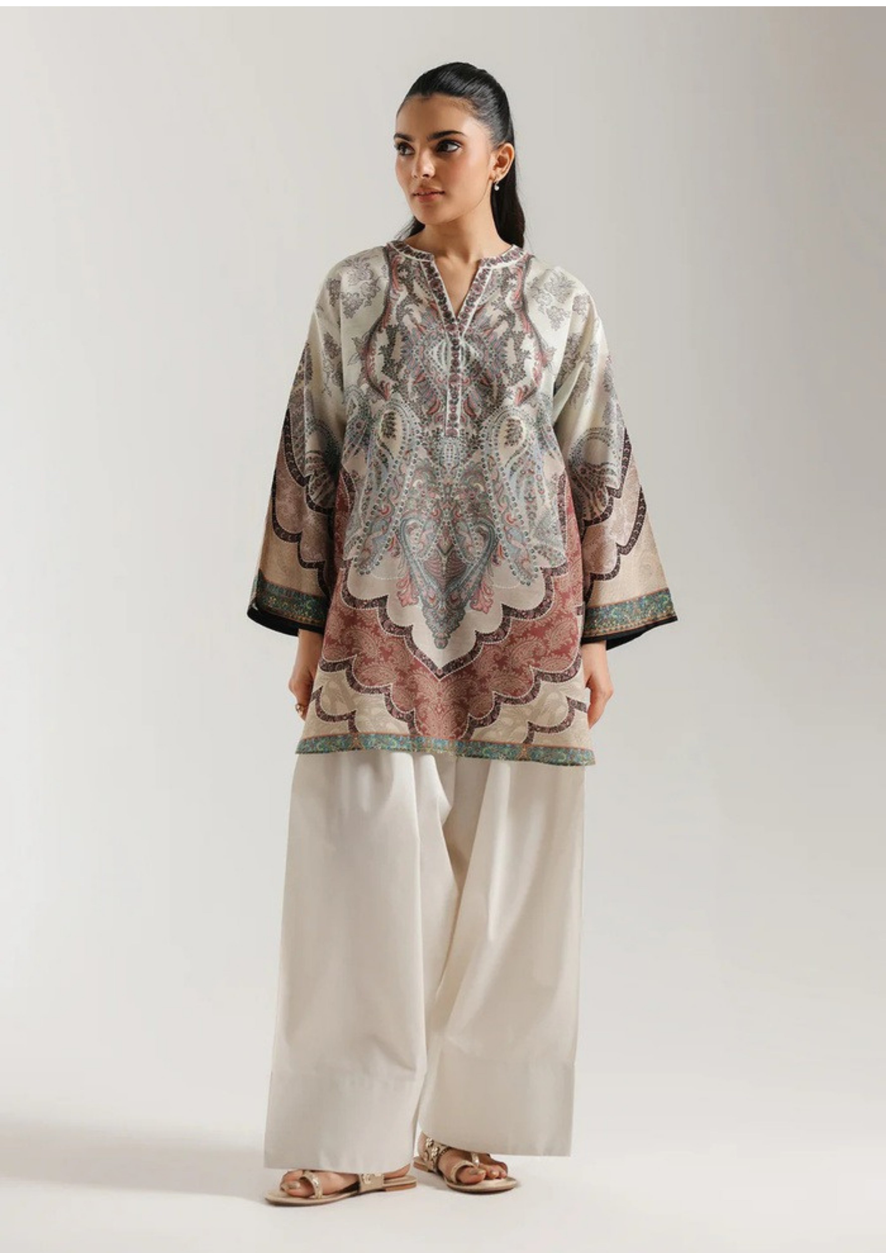 Mehernaaz: Farshi Suit