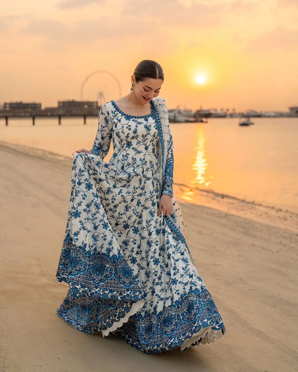 Sahil-e-Firoza – Printed Luxury Lawn Set (3 Piece)