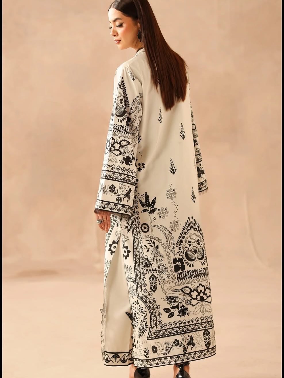 Tabbassum: 2-Piece Paisley Long shirt set