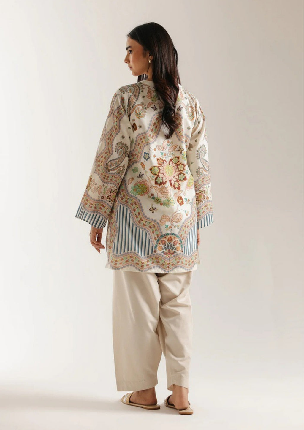 Mehrzuri: 2-Piece Printed Farshi Suit